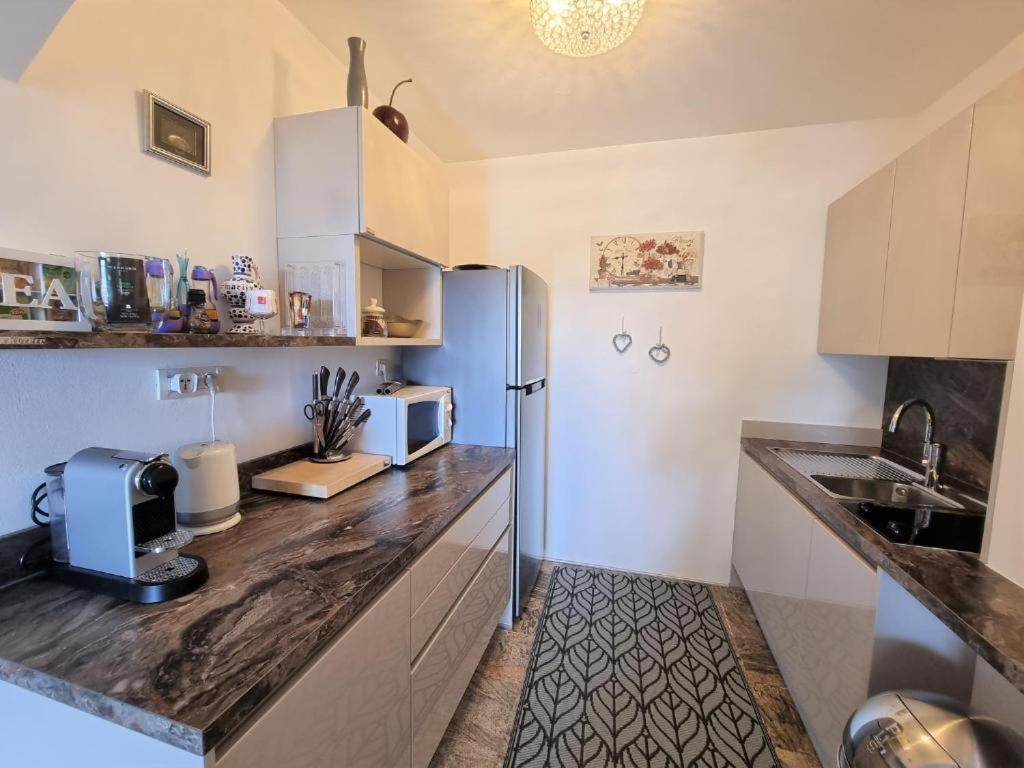 Ragusa Apartment *